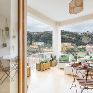 Sorrentovibes - Luxury Four Bedroom Home With Amazing Terraces In Sorrento
